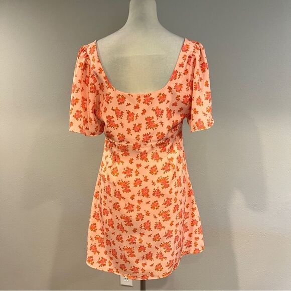 ASOS Bright colored Button Down Short Sleeve Dress with Floral Design - Picture 6 of 13